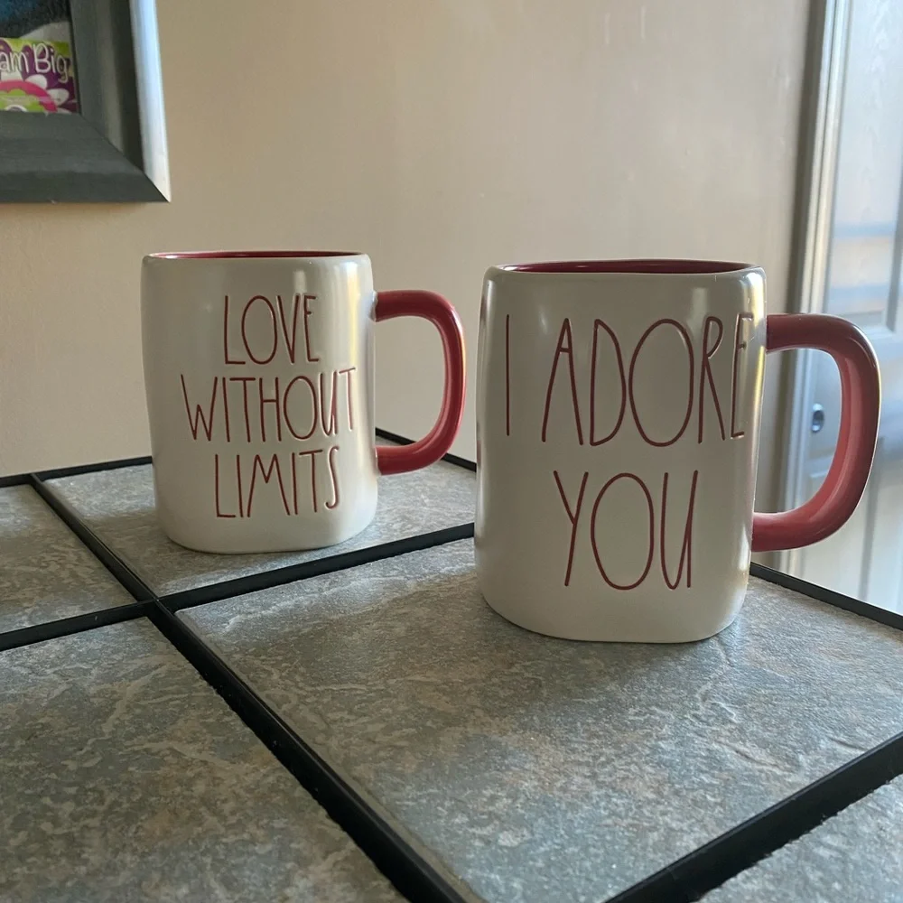 Rae Dunn mug set - Picture 5 of 6